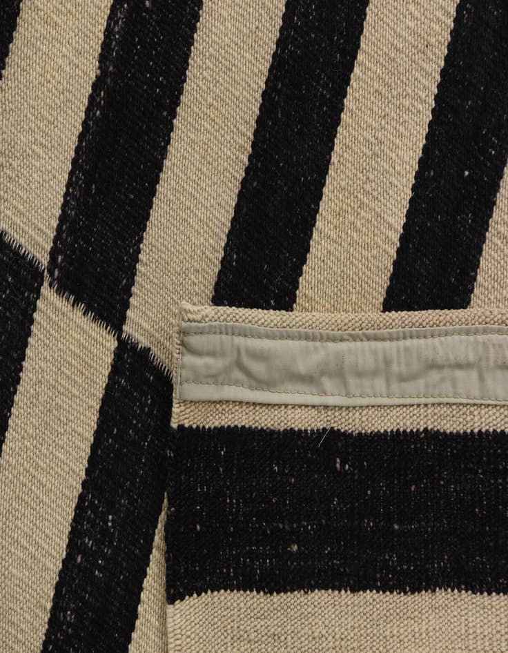 Detail image of  3' 6 x 5'  Hand Woven Kilim Modern Wool Rug