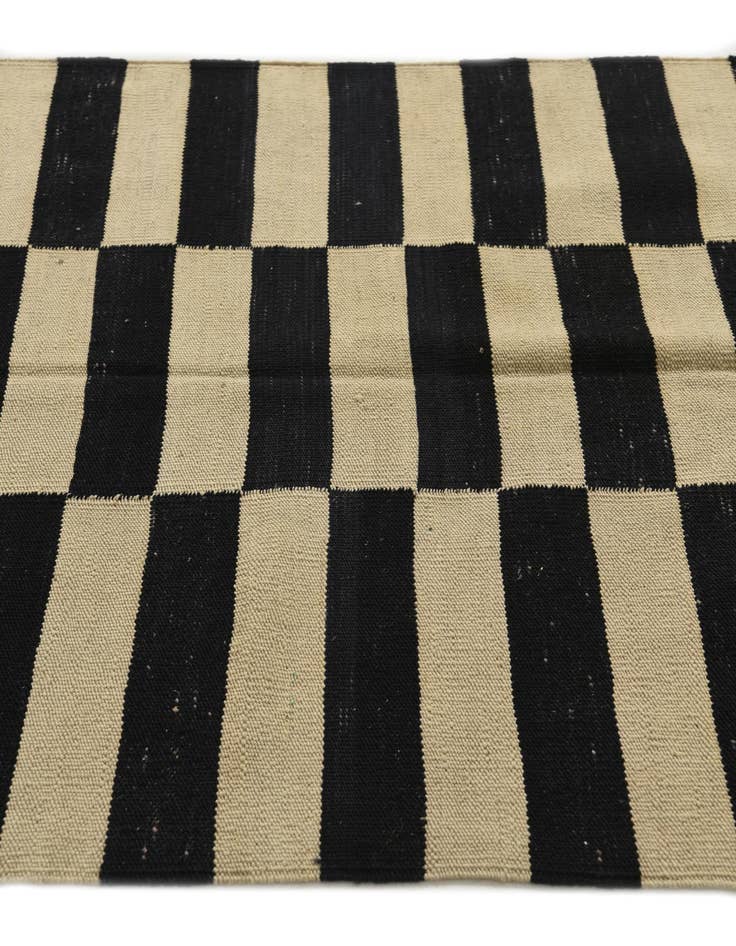 Detail image of  3' 4 x 5' 2  Hand Woven Kilim Modern Wool Rug