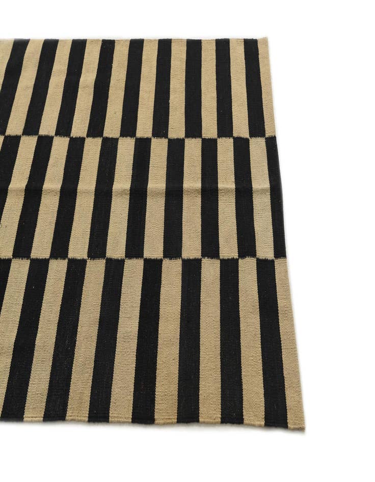 Detail image of  3' 5 x 5'  Hand Woven Kilim Modern Wool Rug