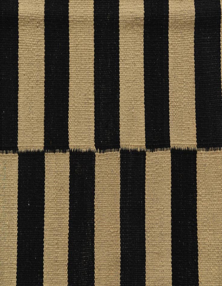 Detail image of  3' 5 x 5'  Hand Woven Kilim Modern Wool Rug