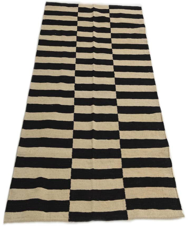 Detail image of  4' 3 x 6'  Hand Woven Kilim Modern Wool Rug