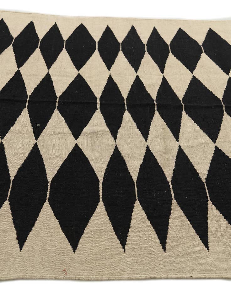 Detail image of  5' 6 x 7' 5  Hand Woven Kilim Modern Wool Rug