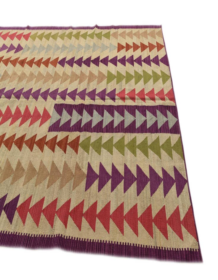 Detail image of  6' 8 x 9' 8  Hand Woven Kilim Modern Wool Rug