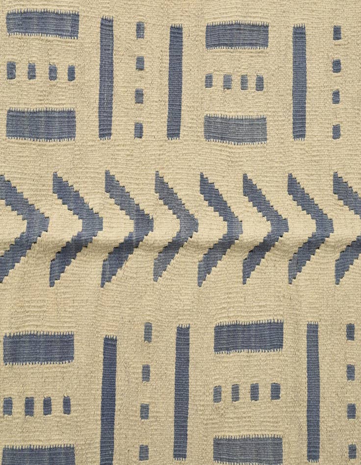 Detail image of  5' 2 x 6' 5  Hand Woven Kilim Modern Wool Rug