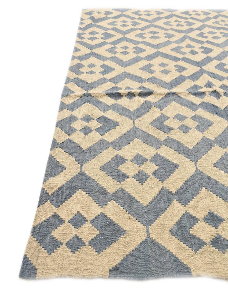 Detail image of  6' 2 x 8' 2  Hand Woven Kilim Modern Wool Rug