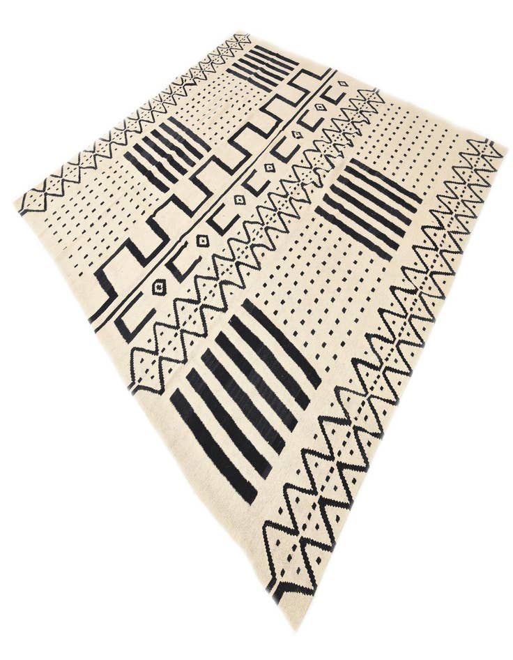 Detail image of  8' 6 x 9' 5  Hand Woven Kilim Modern Wool Rug