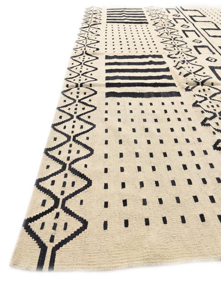 Detail image of  8' 6 x 9' 5  Hand Woven Kilim Modern Wool Rug