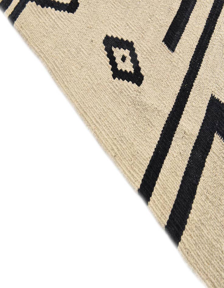 Detail image of  8' 6 x 9' 5  Hand Woven Kilim Modern Wool Rug