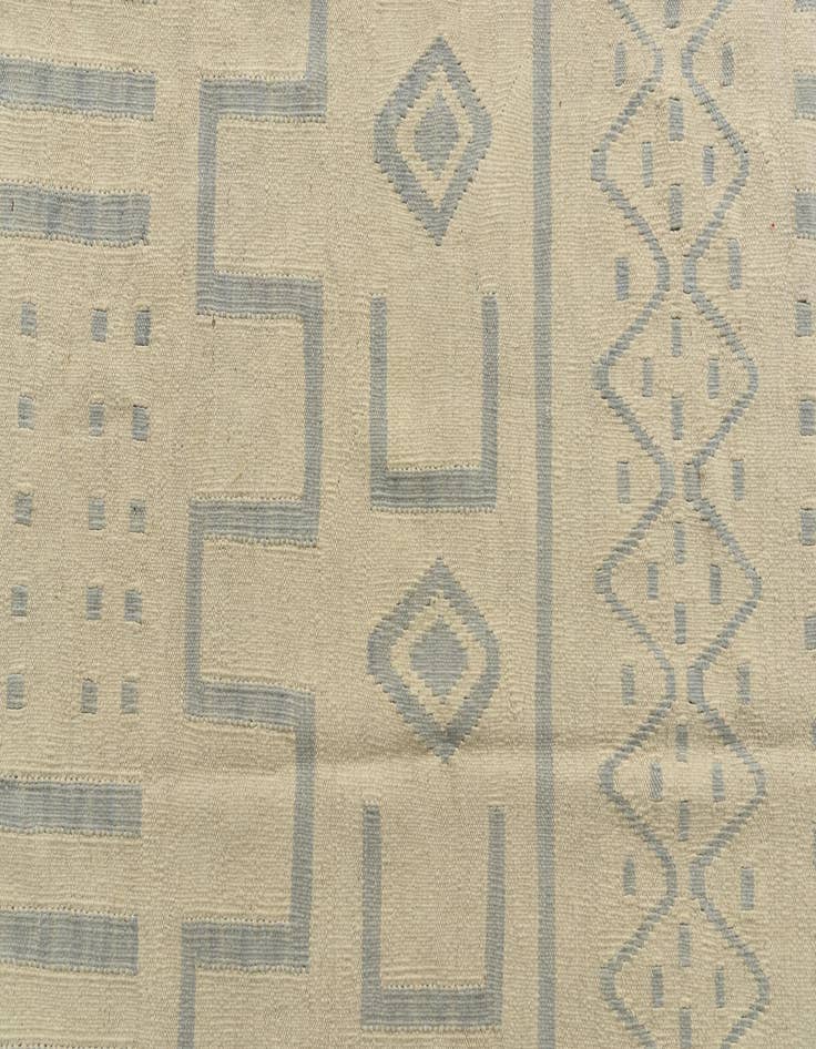 Detail image of  5' 1 x 6' 5  Hand Woven Kilim Modern Wool Rug