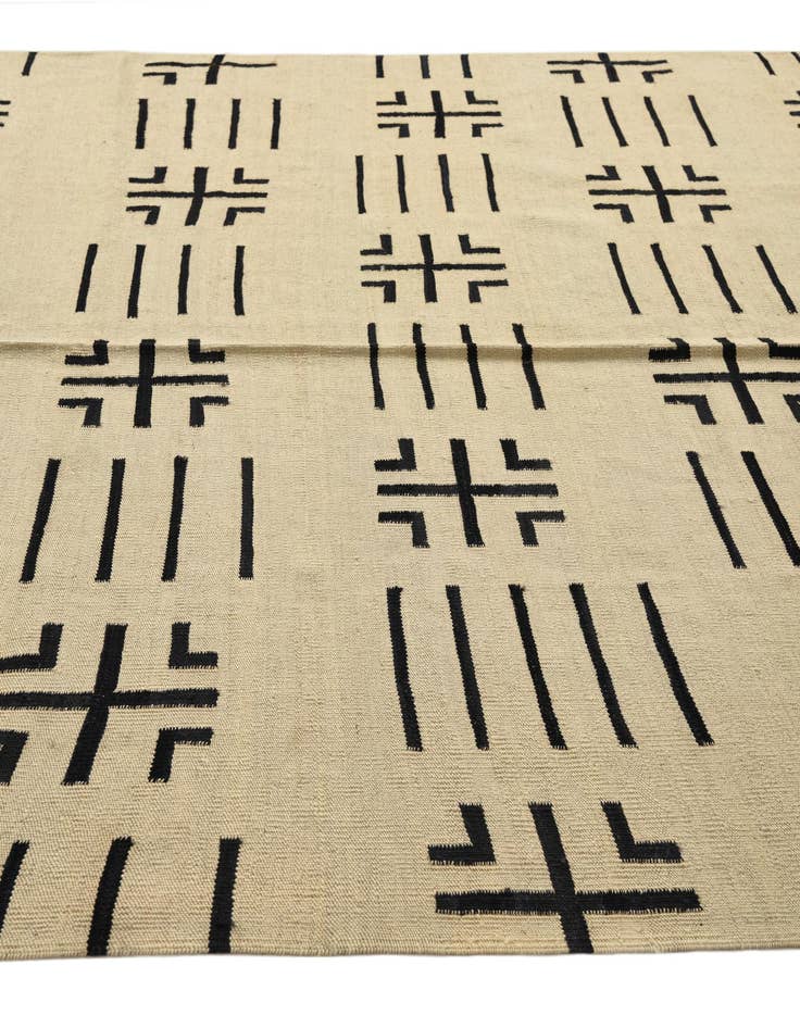 Detail image of  6' 11 x 9' 3  Hand Woven Kilim Modern Wool Rug