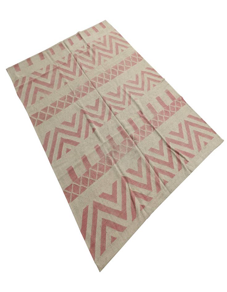 Detail image of  5' 9 x 7' 6  Hand Woven Kilim Modern Wool Rug