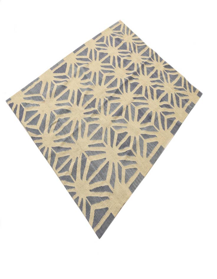 Detail image of  4' 6 x 5' 6  Hand Woven Kilim Modern Wool Rug