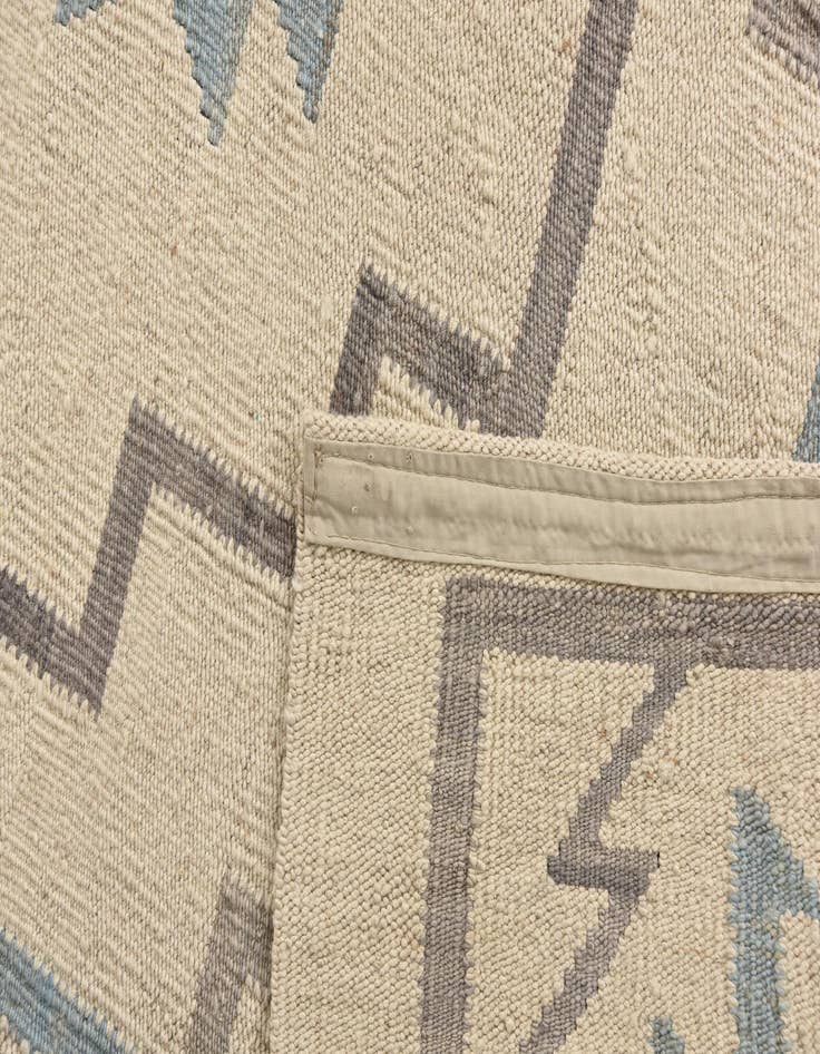 Detail image of  6' x 8'  Hand Woven Kilim Modern Wool Rug