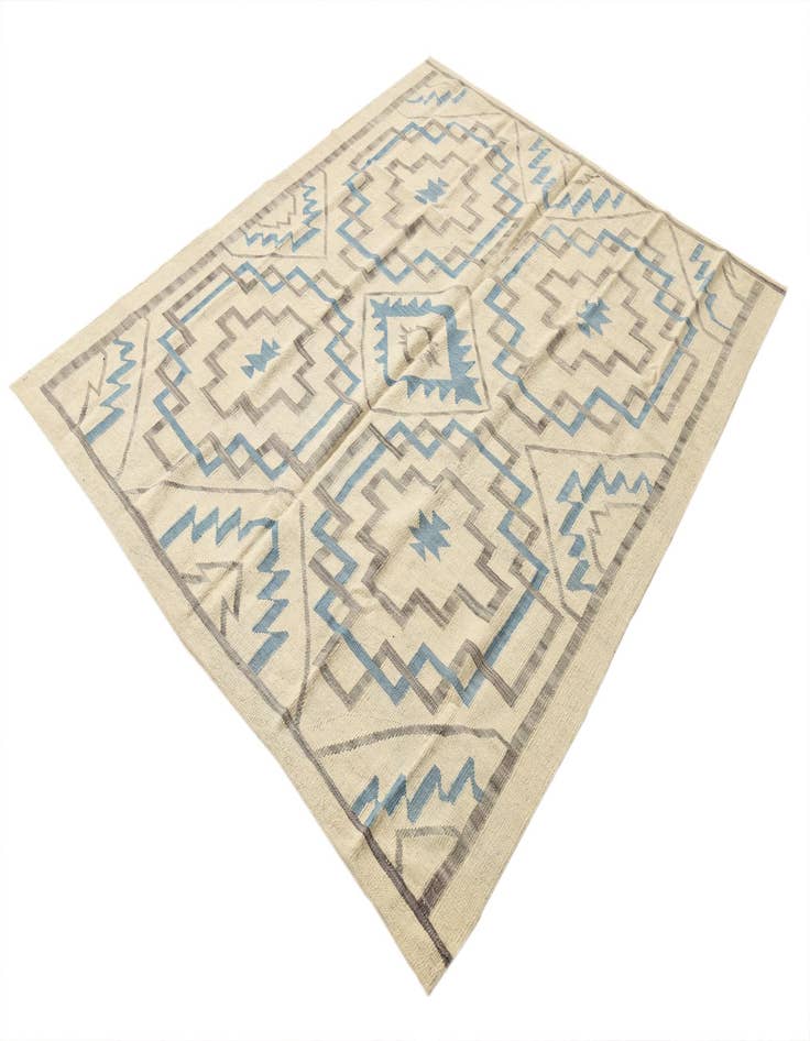 Detail image of  6' x 7' 6  Hand Woven Kilim Modern Wool Rug