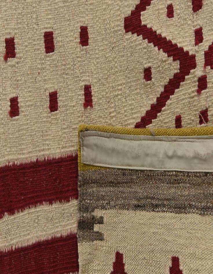 Detail image of  6' 9 x 9' 10  Hand Woven Kilim Modern Wool Rug