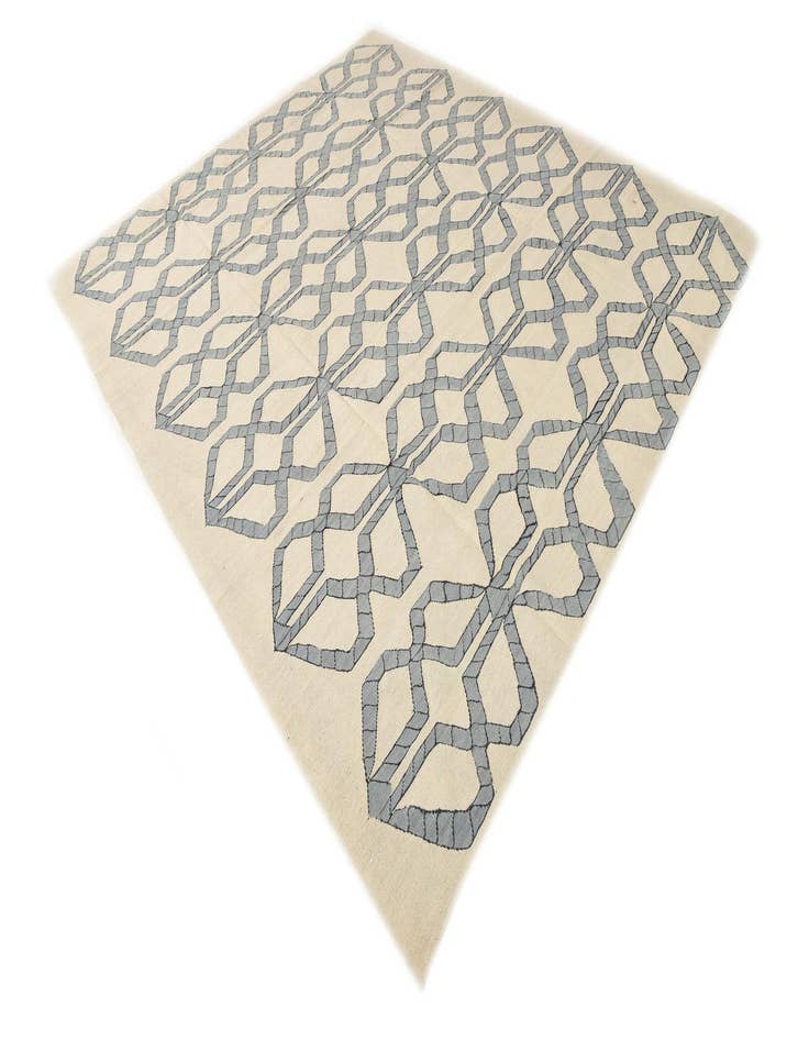 Detail image of  8' 5 x 9' 7  Hand Woven Kilim Modern Wool Rug