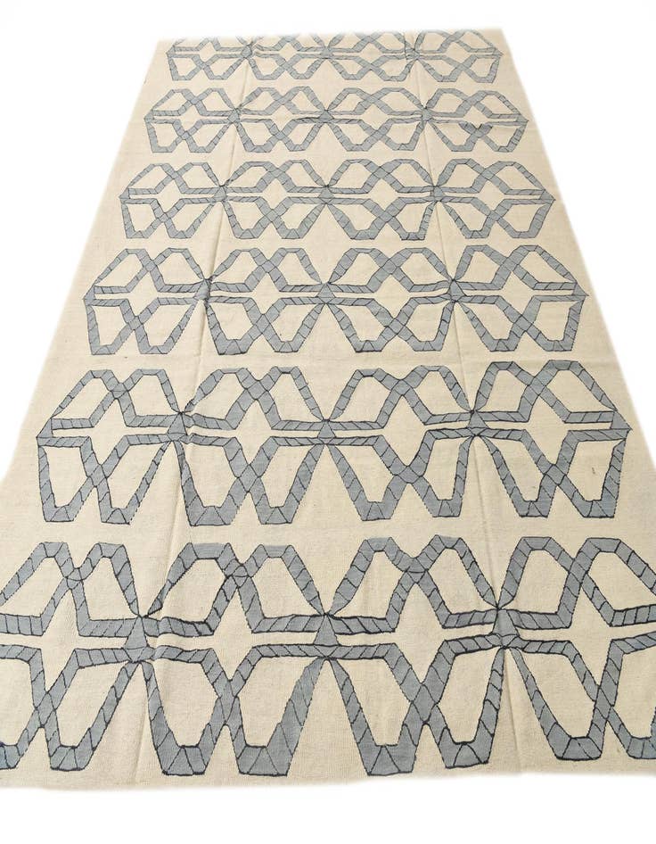 Detail image of  8' 5 x 9' 7  Hand Woven Kilim Modern Wool Rug