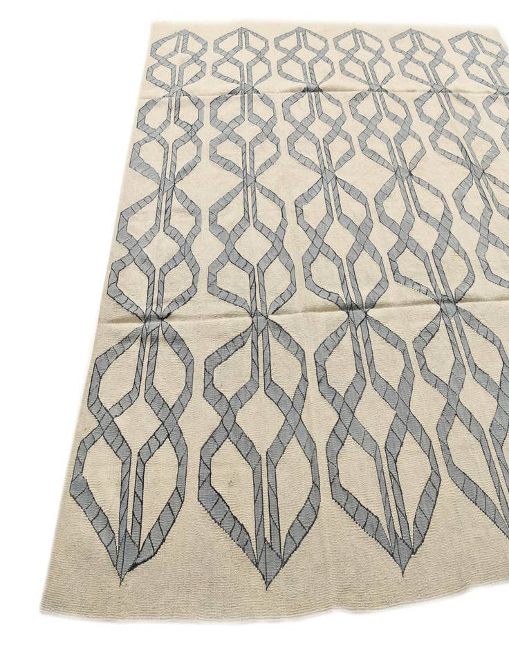 Detail image of  8' 5 x 9' 7  Hand Woven Kilim Modern Wool Rug