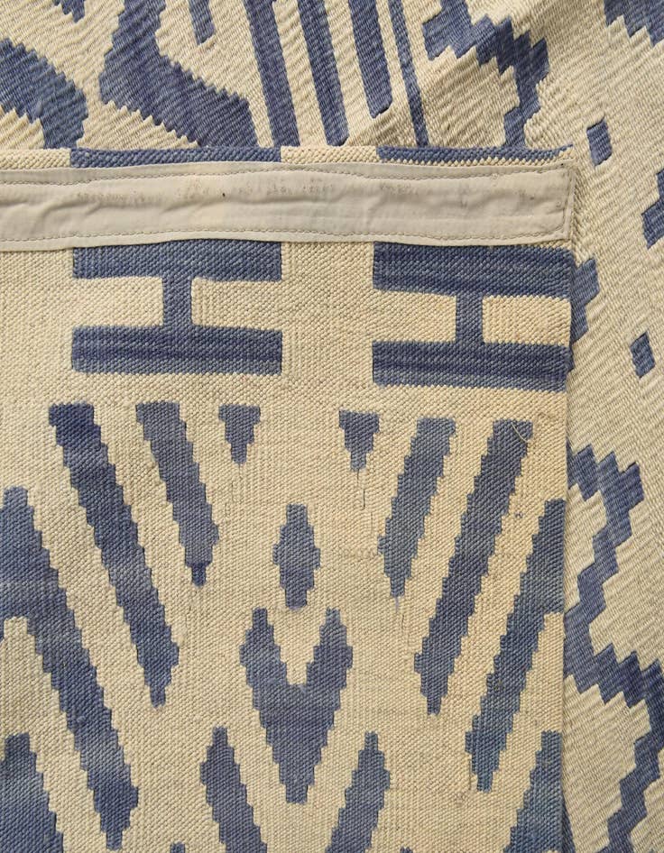 Detail image of  8' 6 x 9' 6  Hand Woven Kilim Modern Wool Rug