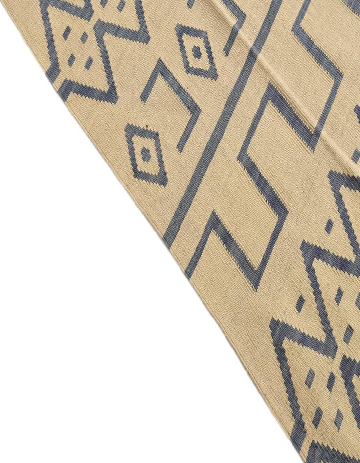 Detail image of  7' 1 x 9' 9  Hand Woven Kilim Modern Wool Rug