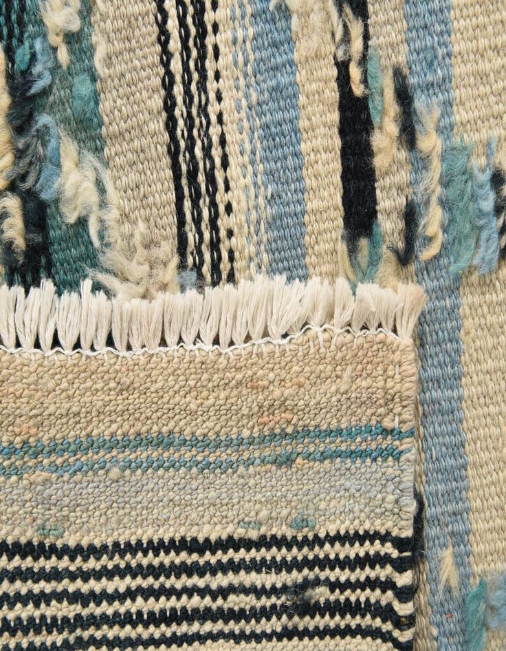 Detail image of  6' 6 x 10'  Hand Woven Kilim Modern Wool Rug