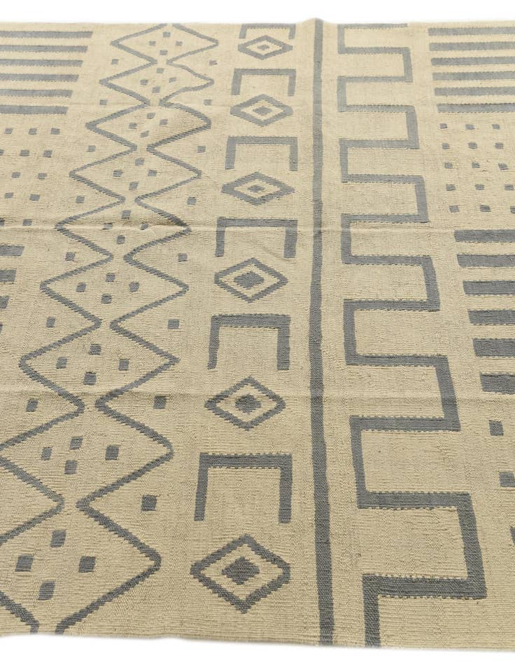 Detail image of  6' x 7' 6  Hand Woven Kilim Modern Wool Rug