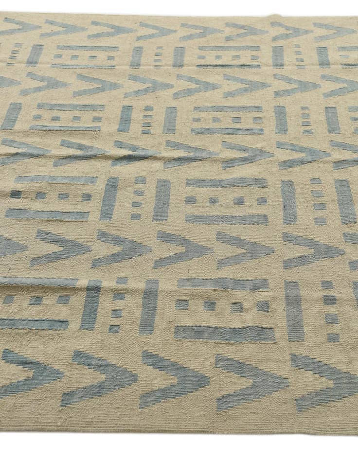 Detail image of  5' 4 x 6' 7  Hand Woven Kilim Modern Wool Rug