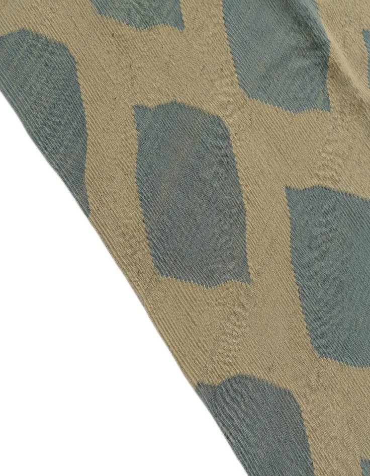 Detail image of  6' 7 x 9' 9  Hand Woven Kilim Modern Wool Rug