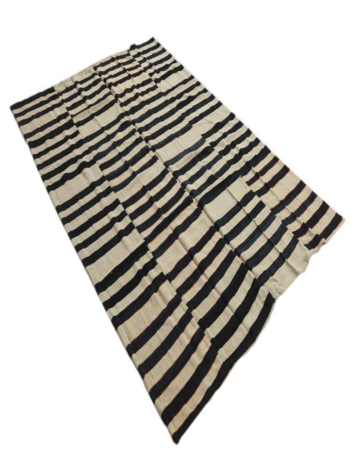 Detail image of  5' 5 x 8'  Hand Woven Kilim Patchwork Wool Rug