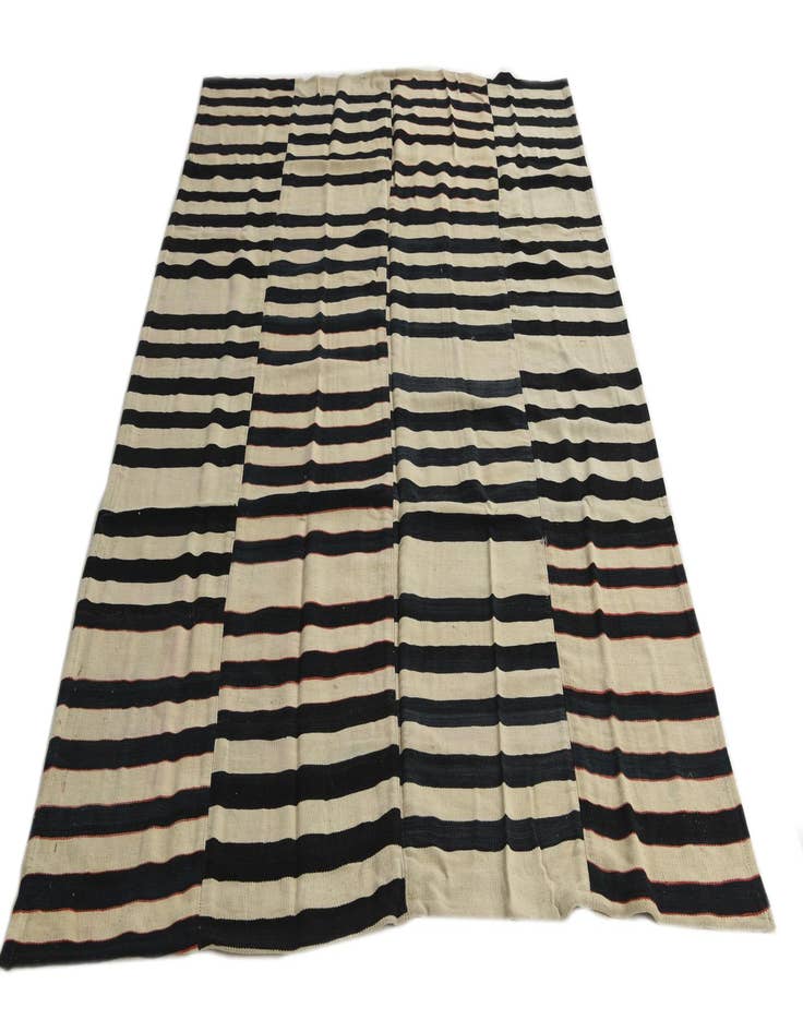 Detail image of  5' 5 x 8'  Hand Woven Kilim Patchwork Wool Rug