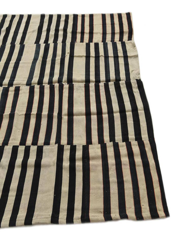 Detail image of  5' 5 x 8'  Hand Woven Kilim Patchwork Wool Rug