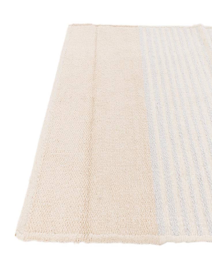 Detail image of  2' 7 x 5' 1  Hand Knotted Kilim Wool Rug