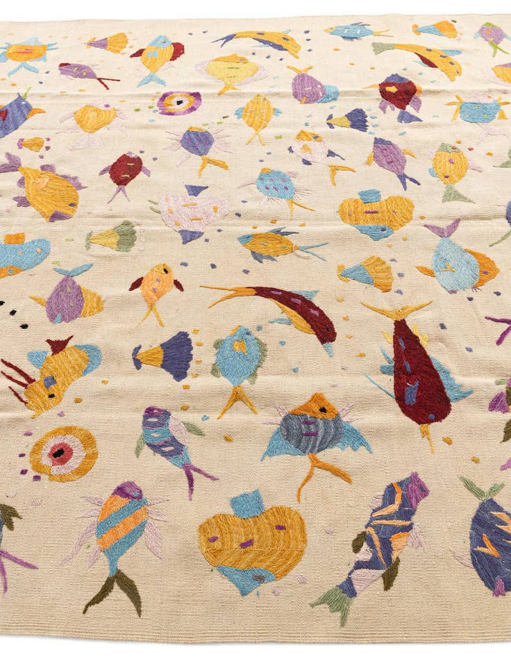 Detail image of  6' 5 x 9' 5  Hand Woven Kilim Suzani Wool Rug