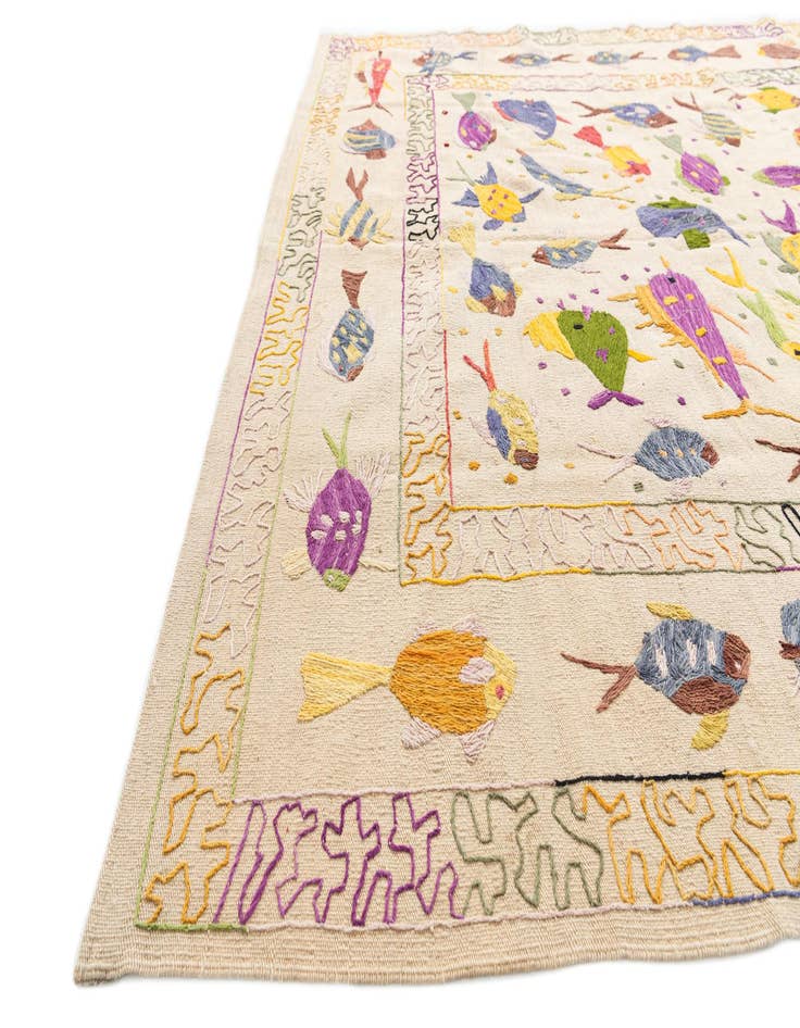 Detail image of  5' 7 x 7' 9  Hand Woven Kilim Suzani Wool Rug