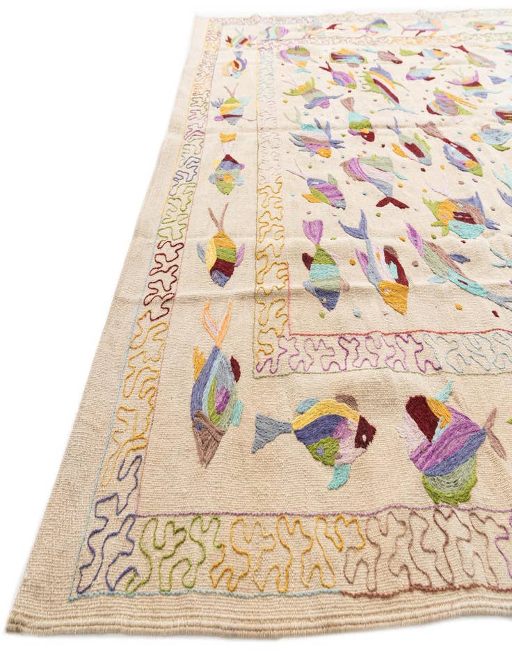 Detail image of  6' 4 x 9' 5  Hand Woven Kilim Suzani Wool Rug