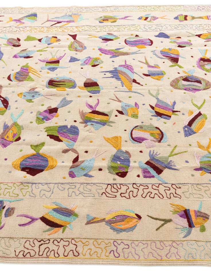 Detail image of  6' 4 x 9' 5  Hand Woven Kilim Suzani Wool Rug