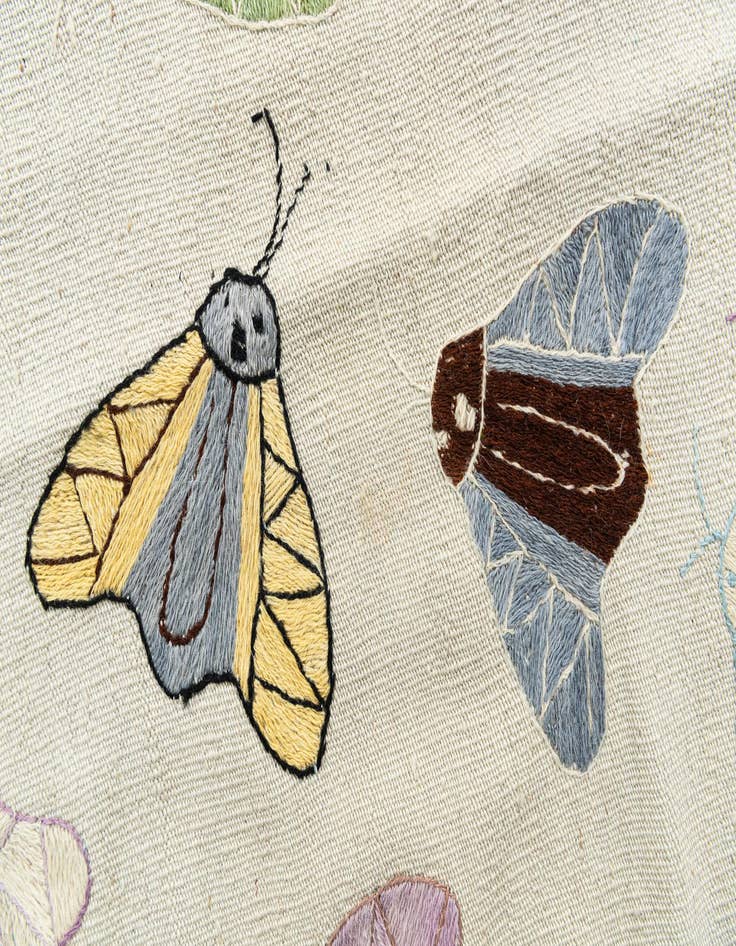 Detail image of  8' 1 x 9' 4  Hand Woven Kilim Suzani Wool Rug