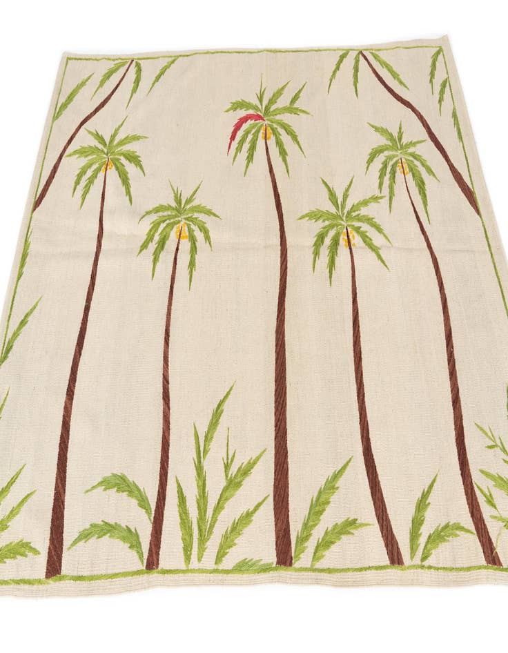 Detail image of  5' 6 x 7' 6  Hand Woven Kilim Suzani Wool Rug