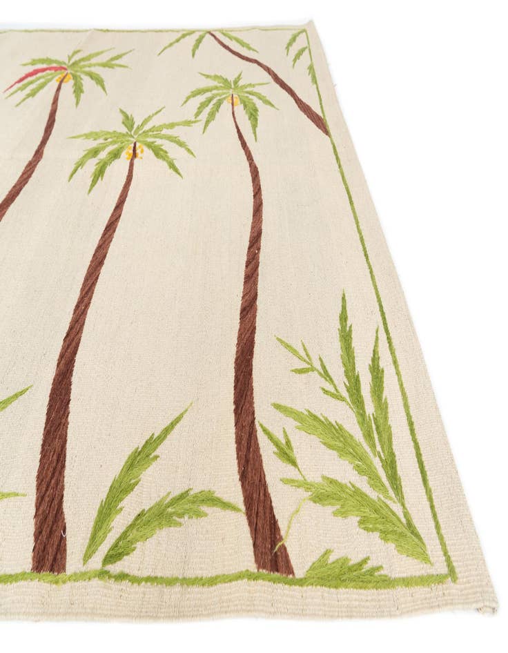 Detail image of  5' 6 x 7' 6  Hand Woven Kilim Suzani Wool Rug