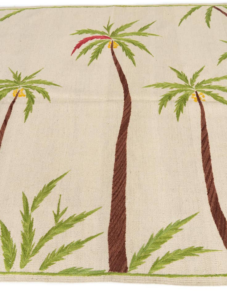 Detail image of  5' 6 x 7' 6  Hand Woven Kilim Suzani Wool Rug