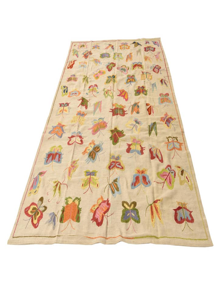 Detail image of  6' 5 x 9' 4  Hand Woven Kilim Suzani Wool Rug