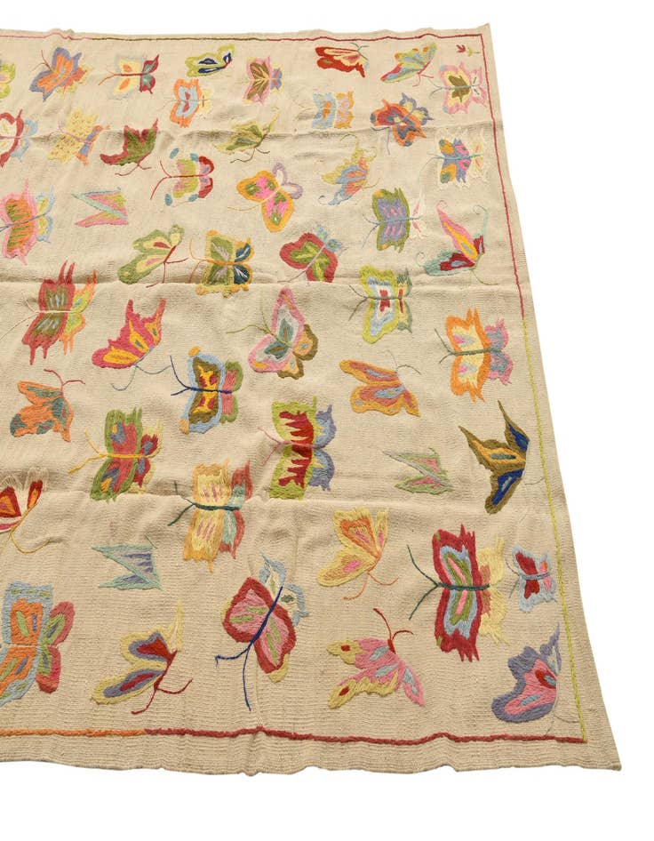 Detail image of  6' 5 x 9' 4  Hand Woven Kilim Suzani Wool Rug