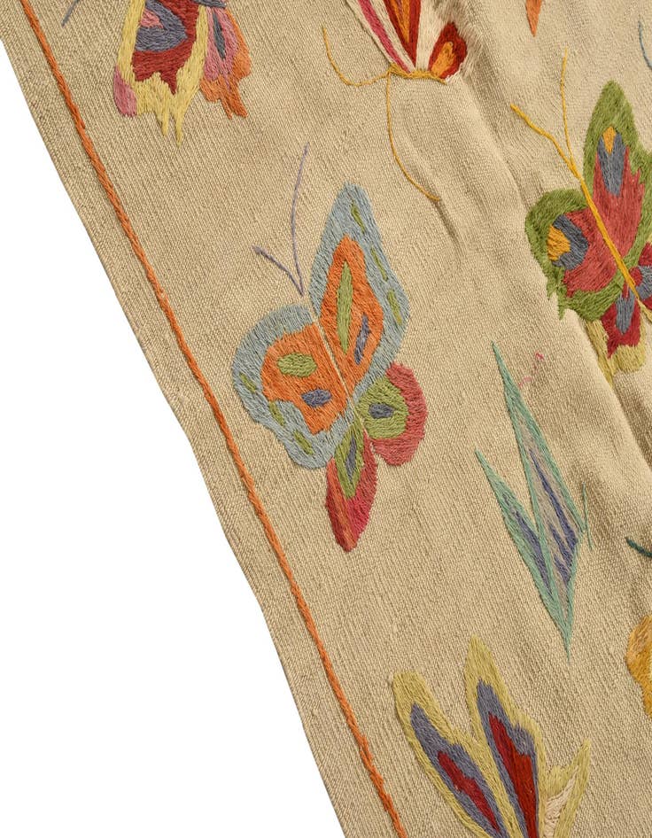 Detail image of  6' 5 x 9' 4  Hand Woven Kilim Suzani Wool Rug