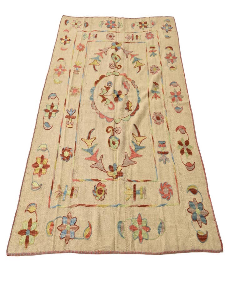 Detail image of  5' x 6' 10  Hand Woven Kilim Suzani Wool Rug