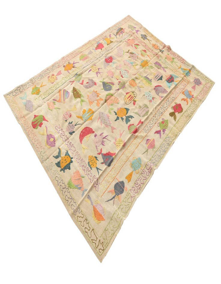 Detail image of  5' 4 x 7' 6  Hand Woven Kilim Suzani Wool Rug