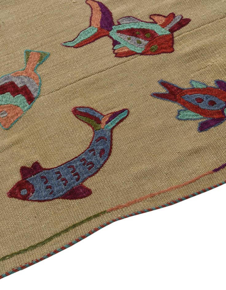 Detail image of  4' 7 x 7'  Hand Woven Kilim Suzani Wool Rug