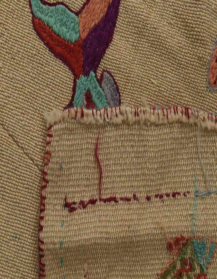 Detail image of  4' 7 x 7'  Hand Woven Kilim Suzani Wool Rug