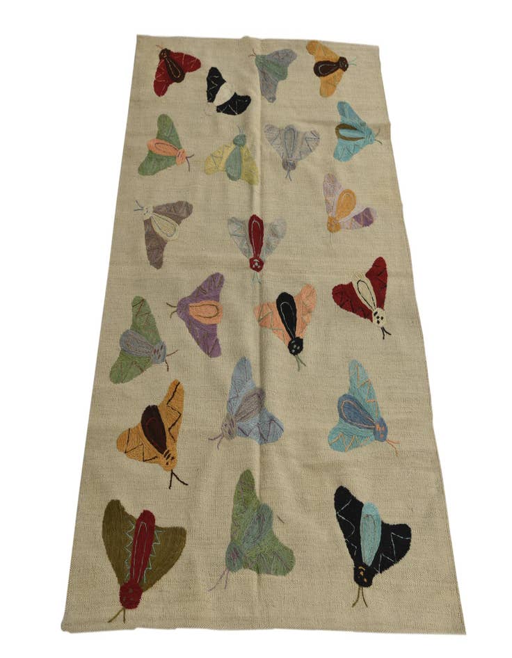 Detail image of  3' 3 x 4' 8  Hand Woven Kilim Suzani Wool Rug