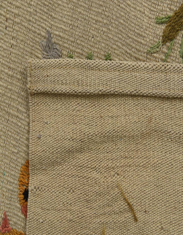 Detail image of  4' 2 x 5' 6  Hand Woven Kilim Suzani Wool Rug