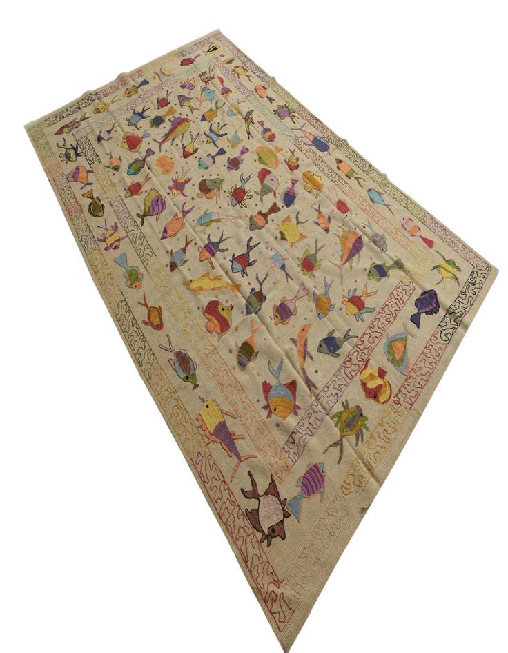 Detail image of  6' 4 x 9' 6  Hand Woven Kilim Suzani Wool Rug